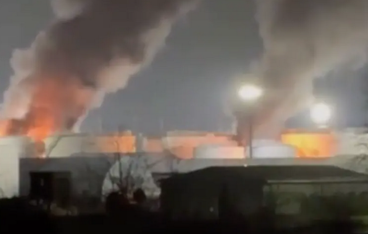 Дрони вразили важливий пункт нафтової логістики РФ у Краснодарському краї